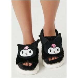 Forever 21 X Hello Kitty & Friends Plush House Slippers M